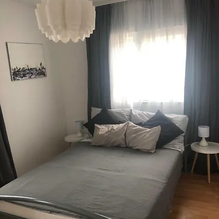 Apartment Anm *